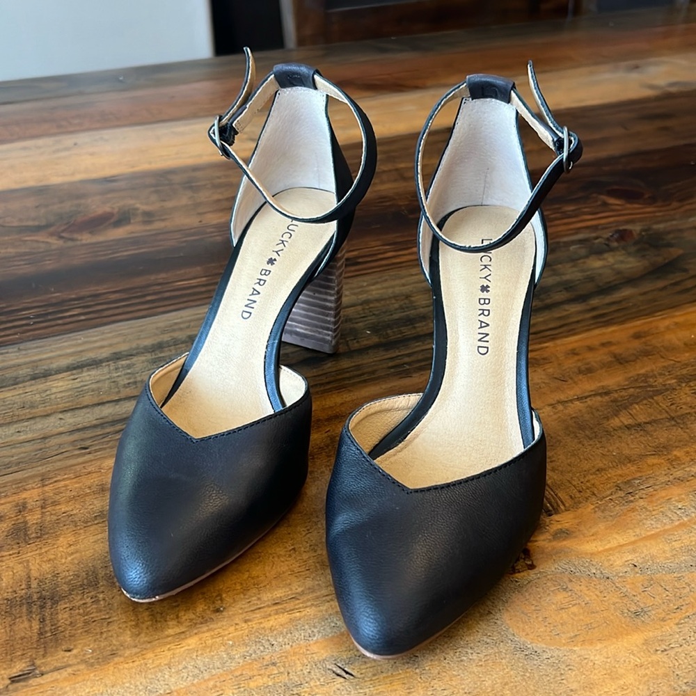 Lucky Brand Mariannah Leather Stacked Pumps